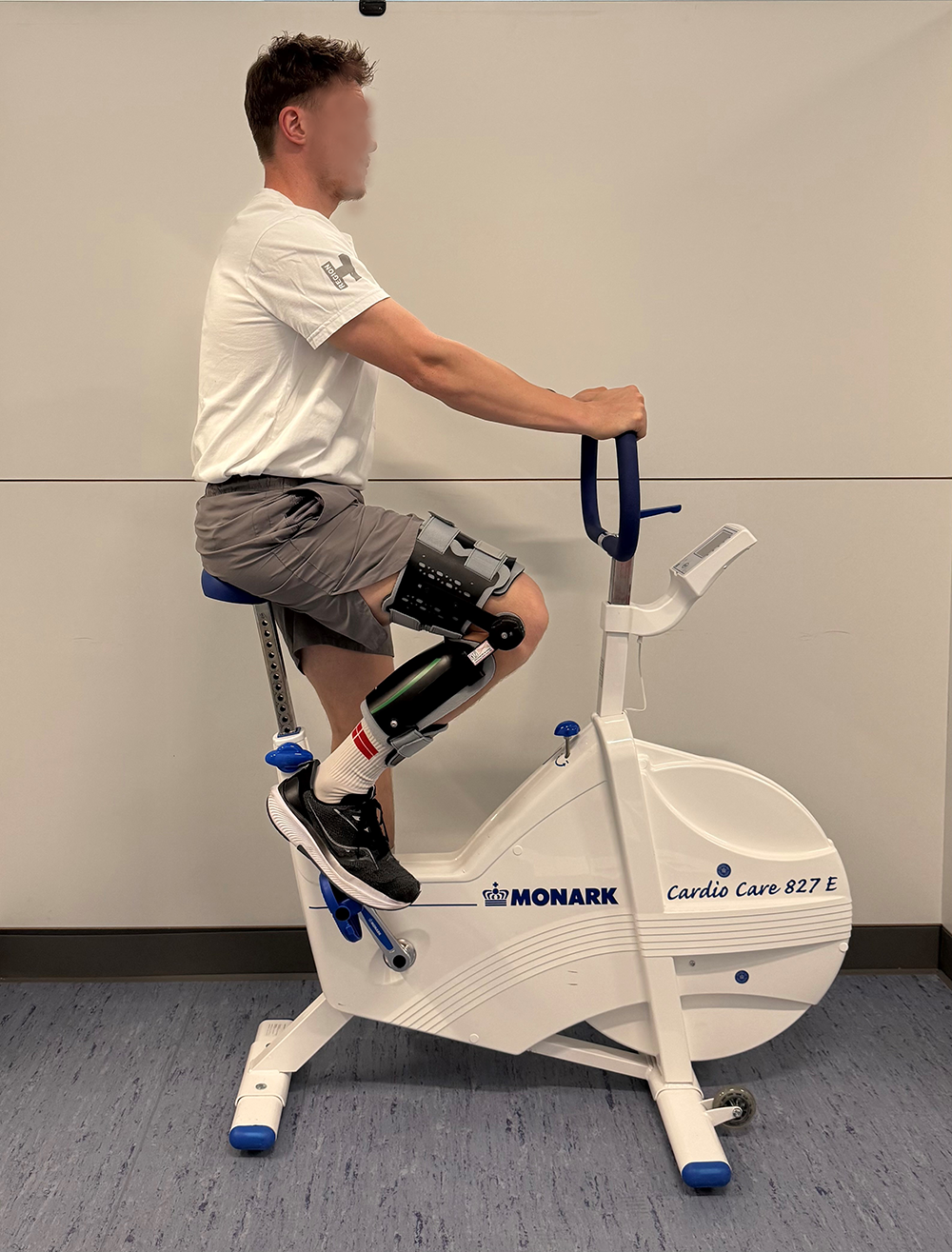 Cykling med Jack Brace skinne